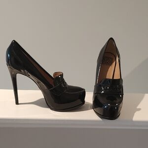 Pour La Victoire Black Patent Platform Heels
